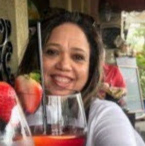 Meet your Posher, Ima